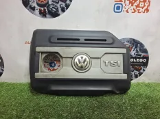 Декоративная крышка двигателя VW Passat CC