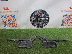 Петли капота Audi Q5