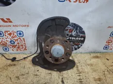 Кулак поворотный Mercedes benz C300