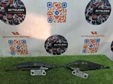 Петли капота Volvo XC60