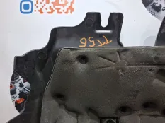 Декоративная крышка двигателя Land Rover Discovery