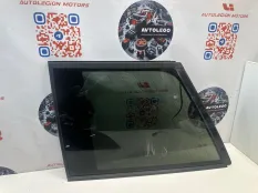 Форточка левая Land Rover Range Rover