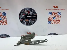 Петля капота Volvo XC90