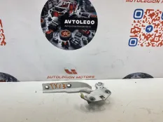 Петля капота VW Passat CC