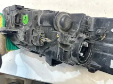 Фара левая VW Passat