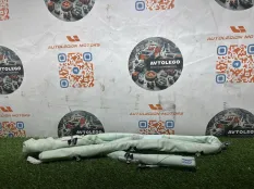 Шторка правая (Airbag) Land Rover Discovery Sport