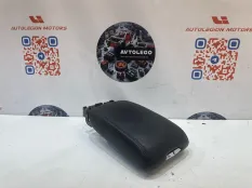 Подлокотник Cadillac SRX