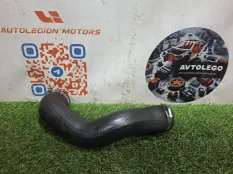 Патрубок интеркулера Land Rover Discovery