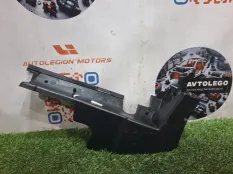 Воздуховод радиатора Chrysler 300C