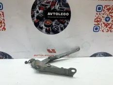 Петля капота Volvo XC90