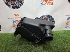 Корпус воздушного фильтра Volvo V70