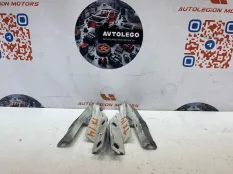 Петли капота Infiniti Q50