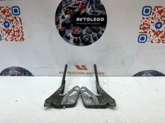 Петли капота Audi Q7