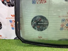 Стекло заднее BMW 320I