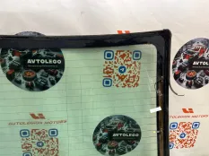 Стекло заднее Volvo S90