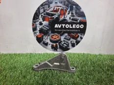 Кронштейн ТНВД BMW 520D