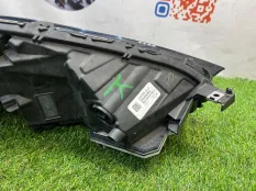 Фара левая Tesla Model 3 Long