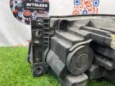 Фара правая Land Rover Range Rover Sport