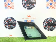 Форточка левая Land Rover Range Rover Evoque