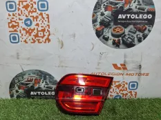 Фонарь в крышку багажника правый Jaguar XF