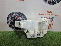 Бачок стеклоомывателя Land Rover Range Rover Evoque
