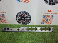 Кронштейн крыла Land Rover Range Rover