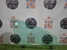 Стекло двери Tesla Model 3 Long