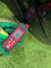 Крыло переднее правое