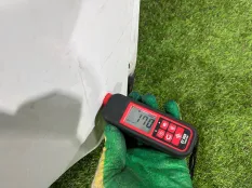 Крыло переднее правое