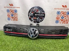 Решетка радиатора Volkswagen Golf 7