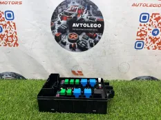 Блок предохранителей Hyundai Equus