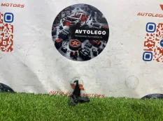 Крючок капота Land Rover Freelander