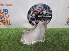 Кронштейн двигателя Porsche Panamera S