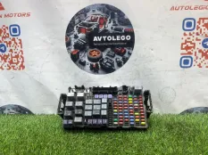 Блок предохранителей Hummer H3