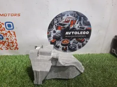 Кронштейн двигателя Mercedes benz C220