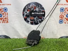 Замок двери задний правый Toyota Tundra