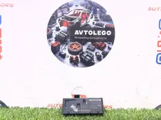 Блок управления крышкой багажника Mercedes benz GL350