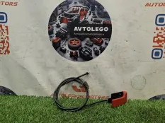 Ручка открывания капота Mercedes benz GL350