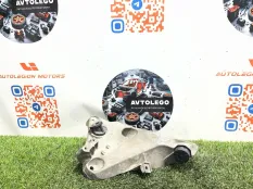 Кронштейн двигателя BMW X6