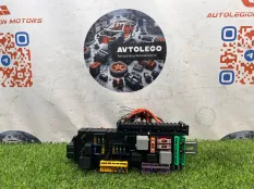 Блок предохранителей Mercedes benz GLK350