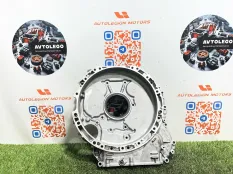 Крышка двигателя (Задняя) Mercedes benz C220