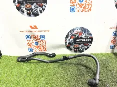 Патрубок системы охлаждения Mercedes benz C220