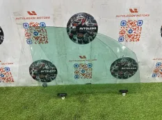 Стекло переднее правое Toyota Tundra