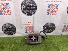 Суппорт передний правый Audi A6