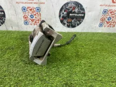 Суппорт задний правый Porsche Macan S