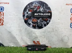 Кнопка аварийной сигнализации Hyundai Equus