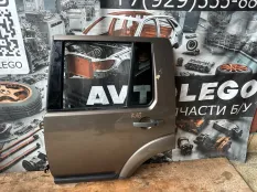 Дверь задняя левая Land Rover Discovery 4