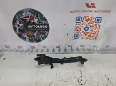 Патрубок охлаждения Land Rover Discovery