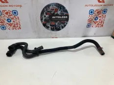 Патрубок охлаждения Land Rover Range Rover Evoque