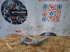 Петли капота Mercedes benz R350